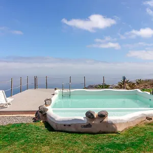 Сasa de vacaciones Flatguest Charming House + Pool + Terrace + Views